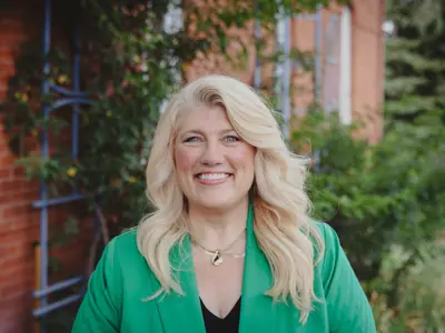 headshot of judi kern ward 2